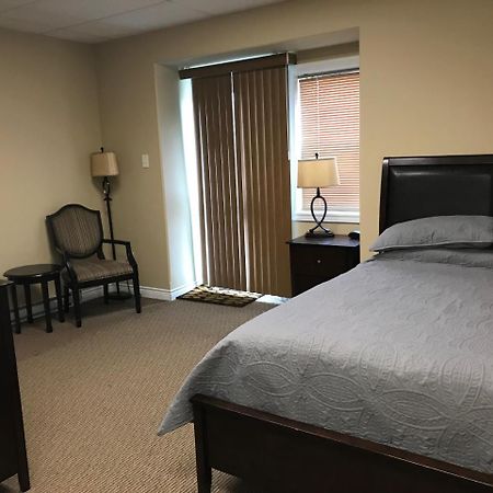 Riverview Suites 克拉伦维尔 外观 照片