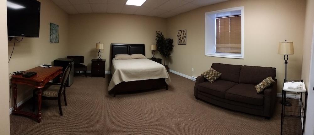 Riverview Suites 克拉伦维尔 外观 照片