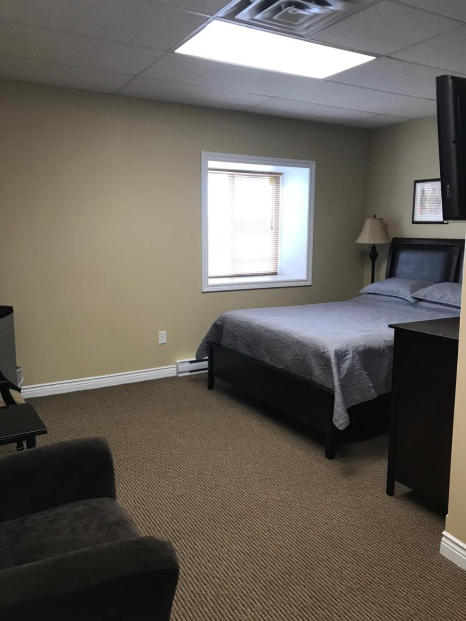 Riverview Suites 克拉伦维尔 外观 照片