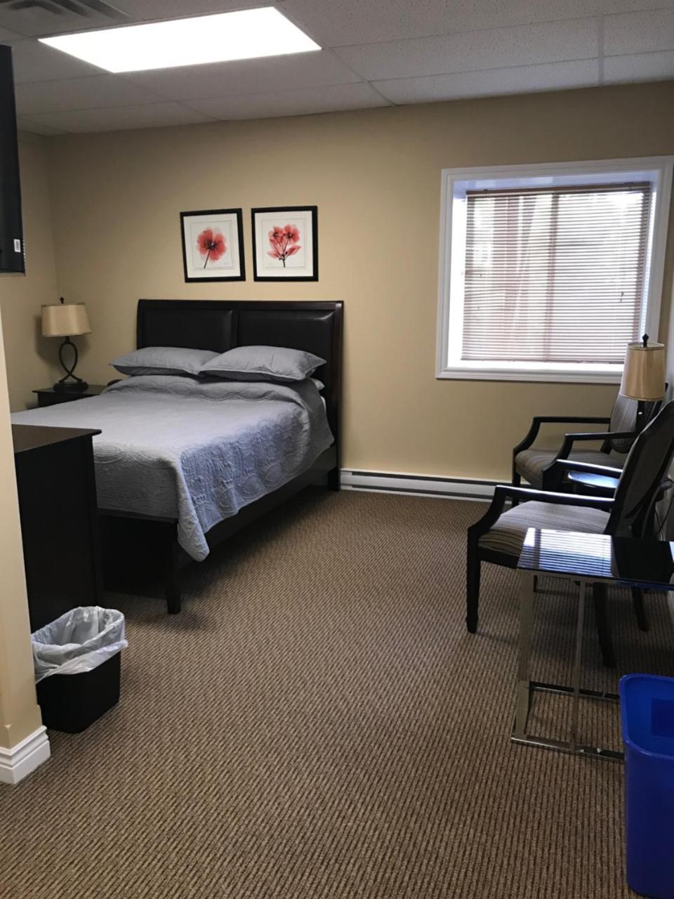 Riverview Suites 克拉伦维尔 外观 照片